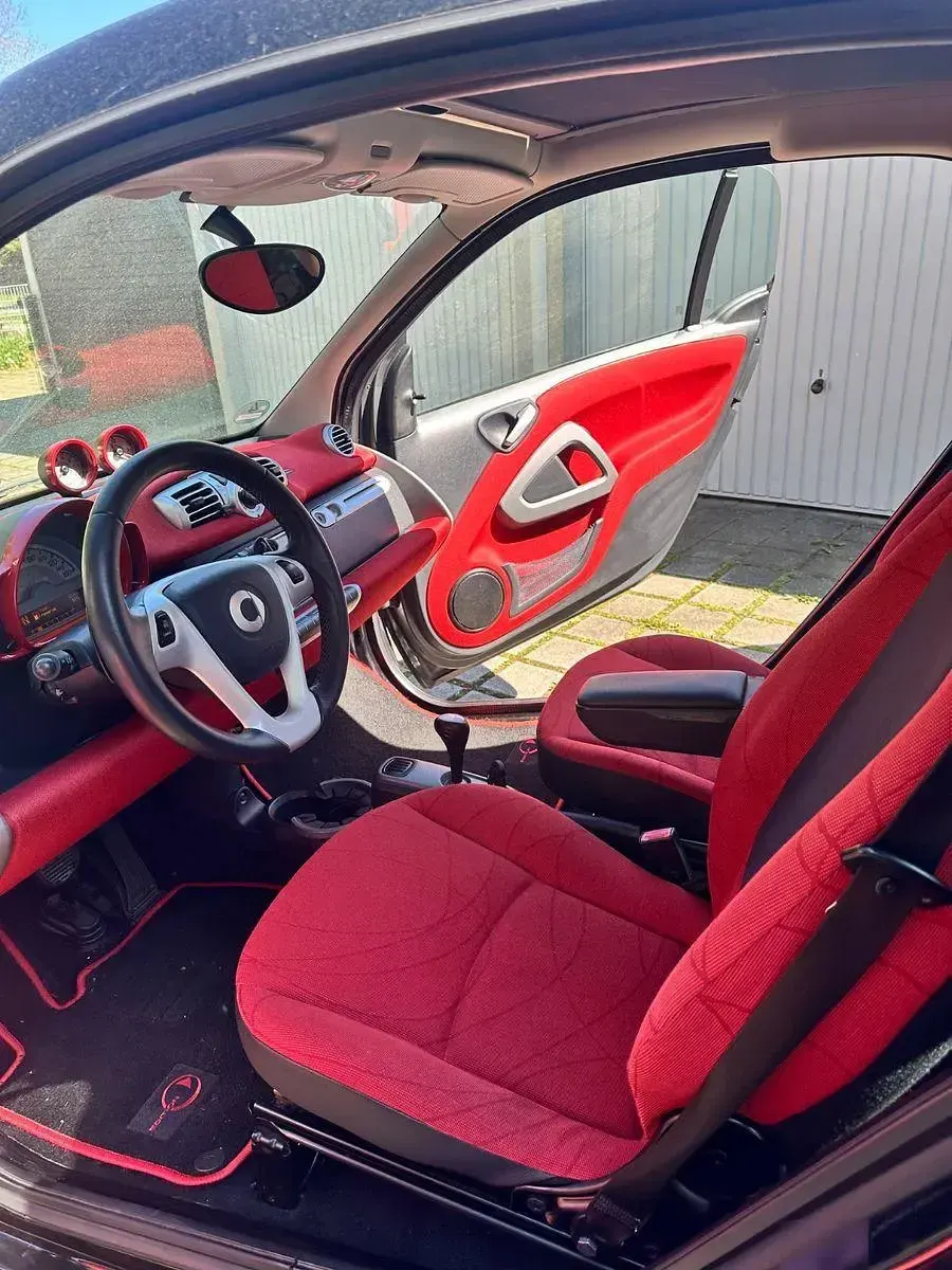 Gebraucht Smart ForTwo Coupé Passion 84 PS (61 kW) 2011 Schwarz Coupé