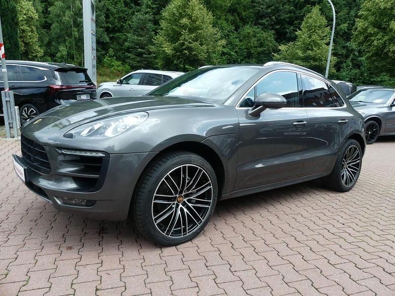 Grau (metallic) Gebraucht 2015 Porsche Macan SUV | 34.990 € (Fairer Preis) - Bild 1/4
