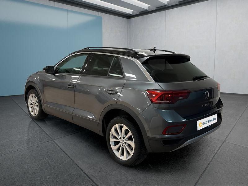 Gebraucht VW T-Roc 110 PS (80 kW) 2023 Grau SUV
