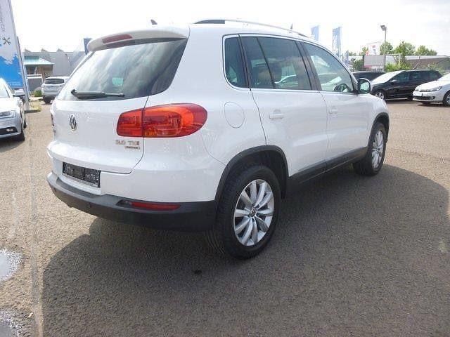 Weiß Gebraucht 2012 VW Tiguan Style SUV | 11.000 € (Etwas zu teuer) - Bild 1/4