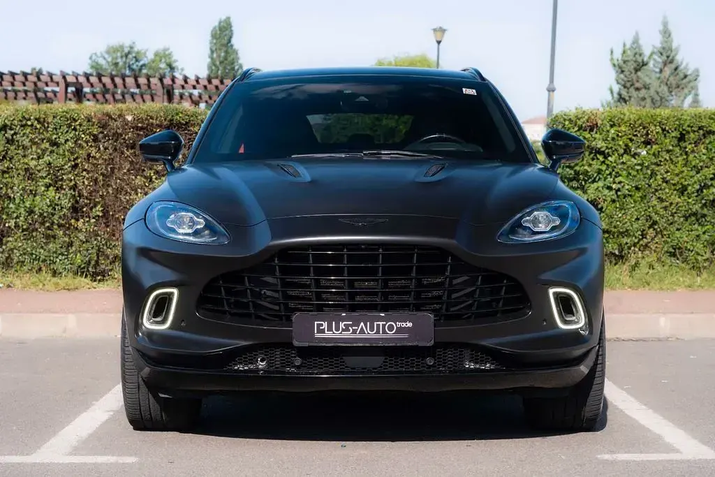 Gebraucht Aston Martin DBX 551 PS (405 kW) 2021 Schwarz SUV