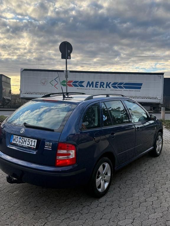 Gebraucht Skoda Fabia Ambiente 80 PS (58 kW) 2007 Blau Kombi
