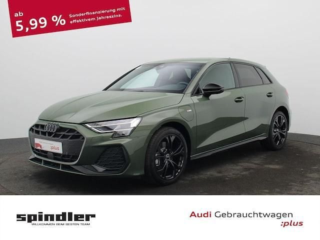 Distriktgrün metallic Gebraucht 2025 Audi A3 Sportback e-tron S-Line Limousine | 47.980 € - Bild 1/4
