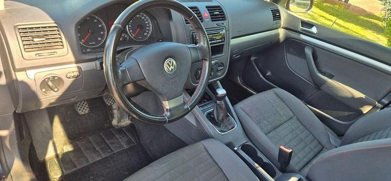 Gebraucht VW Golf V Trendline 102 PS (75 kW) 2007 Schwarz Limousine