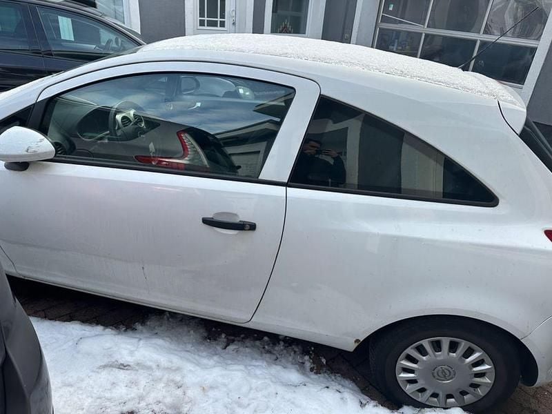 Gebraucht Opel Corsa Basis 60 PS (44 kW) 2008 Weiß Kleinwagen