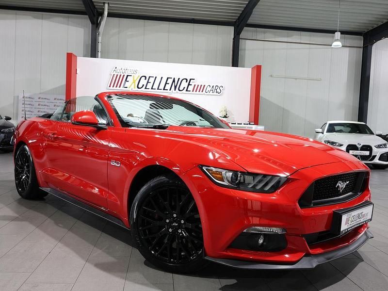 Gebraucht Ford Mustang GT Convertible 421 PS (309 kW) 2017 Rot Cabrio