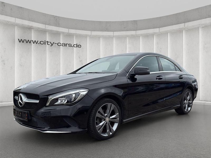 Schwarz Gebraucht 2016 Mercedes CLA180 Limousine | 17.990 € (Fairer Preis) - Bild 1/4
