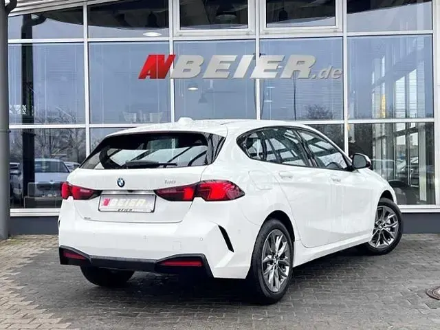 Brugt BMW 120 156 HK (114 kW) 2024 Hvid Hatchback
