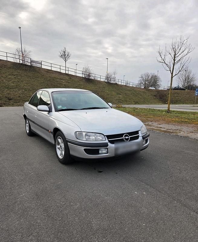Gebraucht Opel Omega 170 PS (125 kW) 1996 Silber Limousine