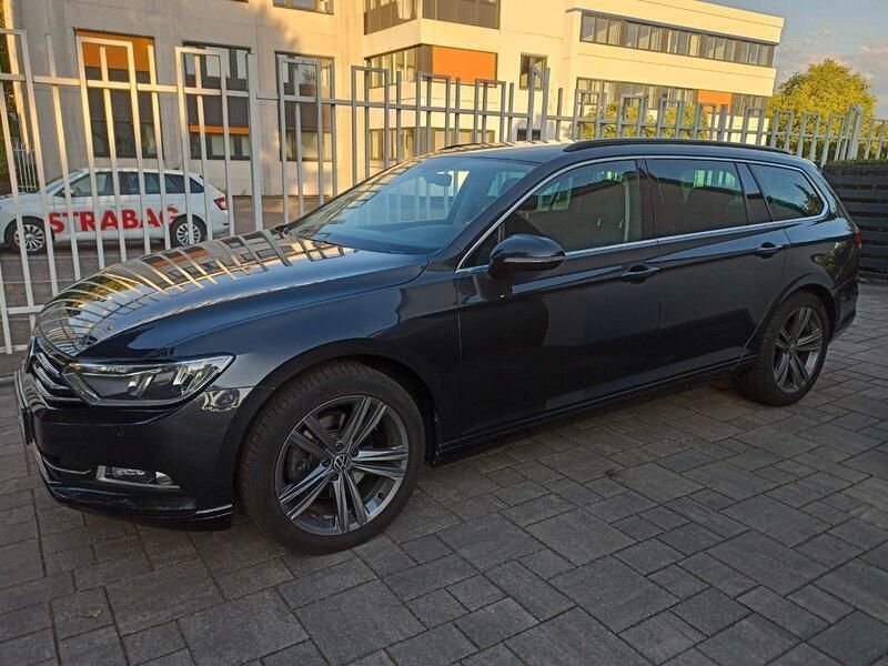 Grau Gebraucht 2019 VW Passat Comfortline Kombi | 13.999 € (Superpreis) - Bild 1/4