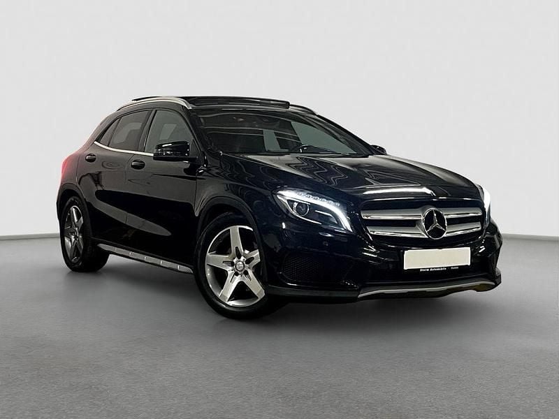 Schwarz Gebraucht 2014 Mercedes GLA220 AMG SUV | 14.890 € (Guter Preis) - Bild 1/4