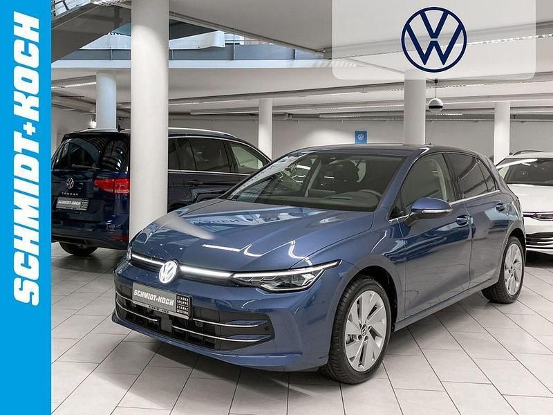 Blau Gebraucht 2025 VW Golf VIII Style Limousine | 34.980 € (Teuer) - Bild 1/4