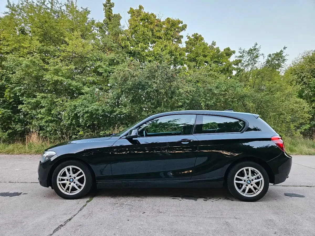 Gebraucht BMW 114 170 PS (125 kW) 2013 Schwarz Kleinwagen
