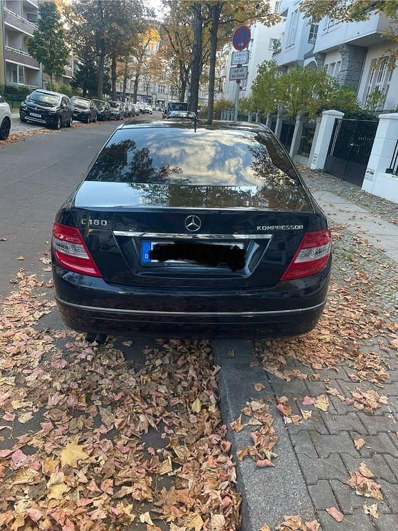 Gebraucht Mercedes C180 Avantgarde 156 PS (114 kW) 2008 Schwarz Limousine