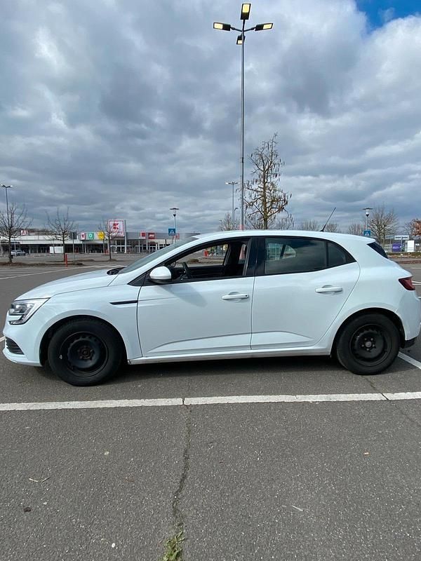 Gebraucht Renault Mégane IV 101 PS (74 kW) 2017 Weiß Kleinwagen