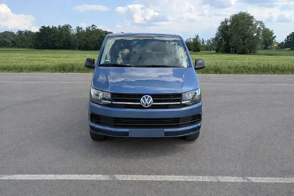 Gebraucht VW Multivan Trendline 150 PS (110 kW) 2017 Blau Van / Kleinbus