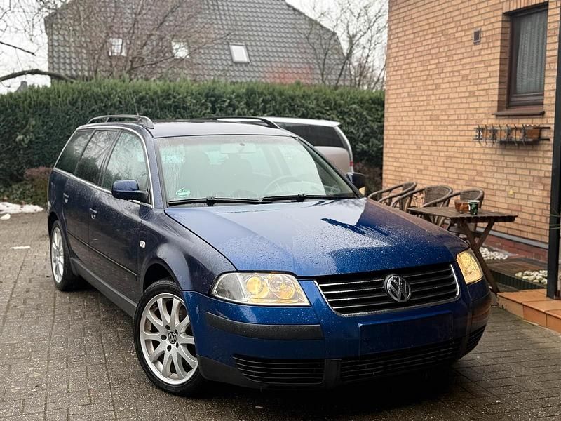 Gebraucht VW Passat 102 PS (75 kW) 2002 Blau Kombi