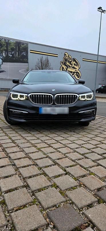 Gebraucht BMW 520 200 PS (147 kW) 2019 Schwarz Kombi