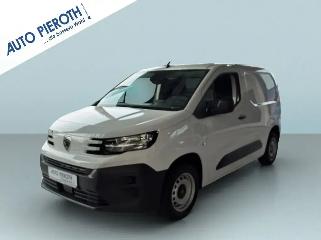 Gebraucht Peugeot Partner 102 PS (75 kW) 2025 Van / Kleinbus