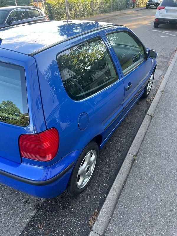 Gebraucht VW Polo Basis 50 PS (36 kW) 2000 Blau Limousine