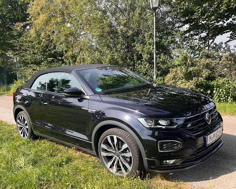 Schwarz Gebraucht 2021 VW T-Roc Cabriolet R-line Cabrio | 30.500 € (Etwas zu teuer) - Bild 1/4