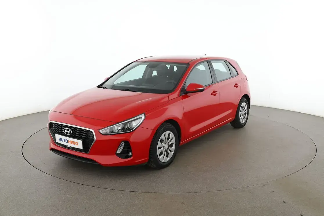 Gebraucht Hyundai i30 Select 101 PS (74 kW) 2017 Limousine