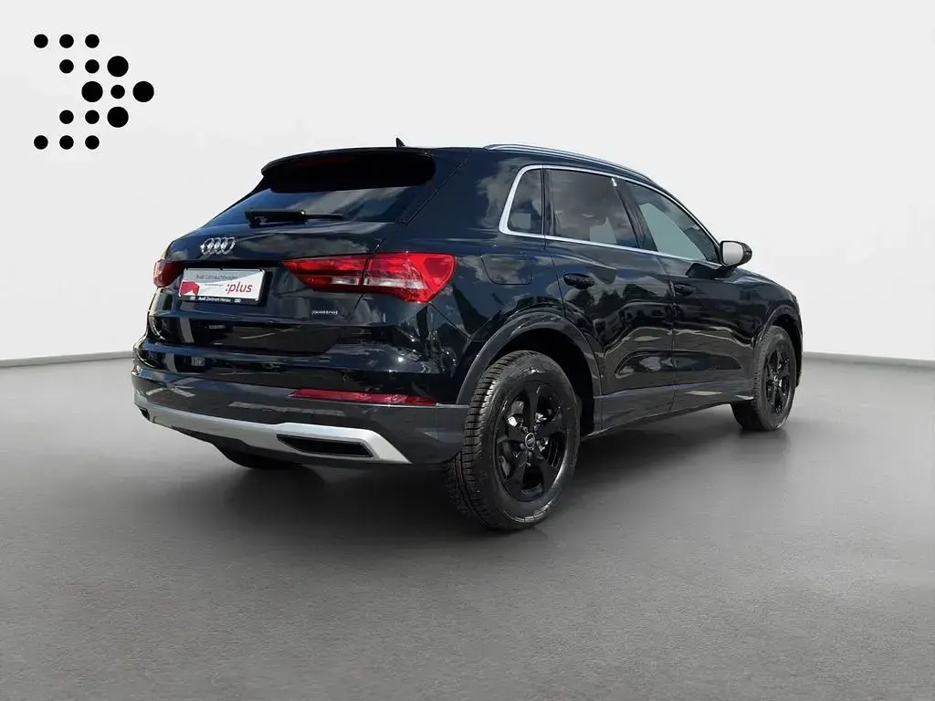 Gebraucht Audi Q3 Comfort 190 PS (139 kW) 2025 Mythosschwarz metallic SUV