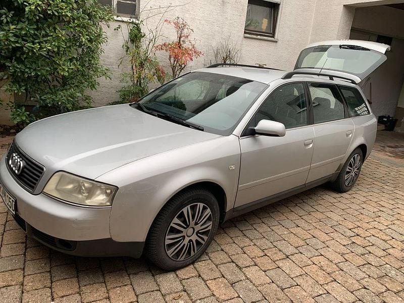 Silber Gebraucht 2001 Audi A6 Kombi | 1.500 € (Superpreis) - Bild 1/4