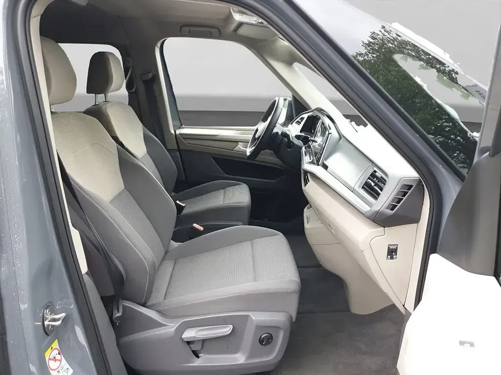Gebraucht VW Multivan Goal 245 PS (180 kW) 2025 Grau Van / Kleinbus