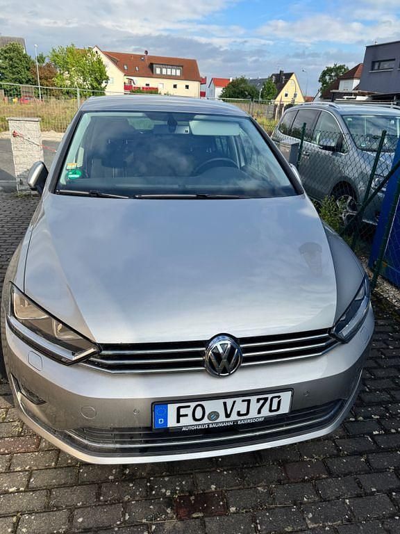 Silber Gebraucht 2015 VW Golf Sportsvan LOUNGE Van / Kleinbus | 10.800 € (Fairer Preis) - Bild 1/4