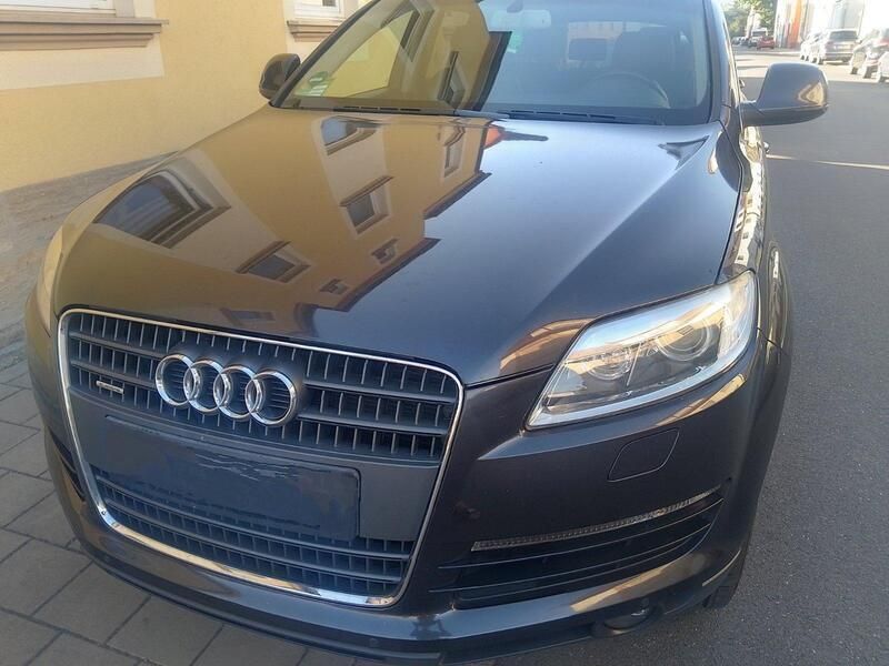 Grau Gebraucht 2006 Audi Q7 SUV | 6.000 € (Fairer Preis) - Bild 1/4
