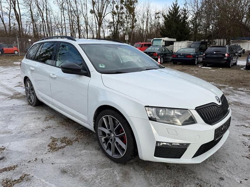 Weiß Gebraucht 2015 Skoda Octavia vRS Kombi | 9.700 € (Superpreis) - Bild 1/4