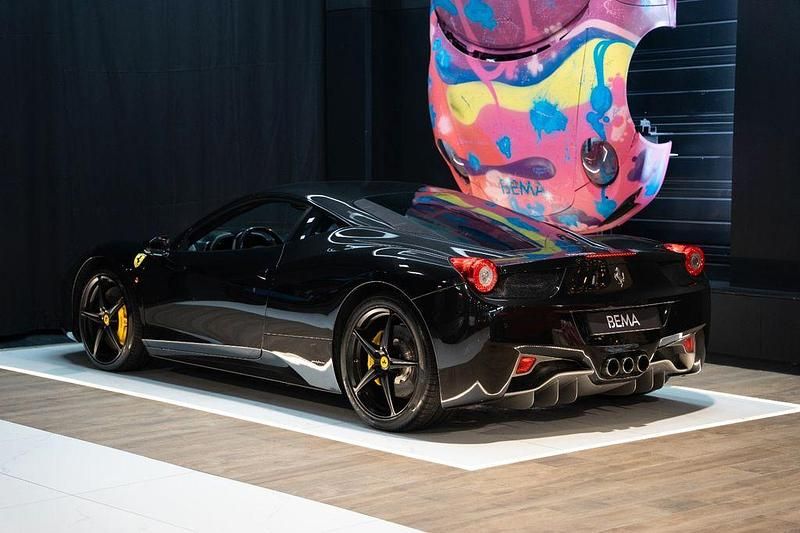Gebraucht Ferrari 458 566 PS (416 kW) 2011 Schwarz
