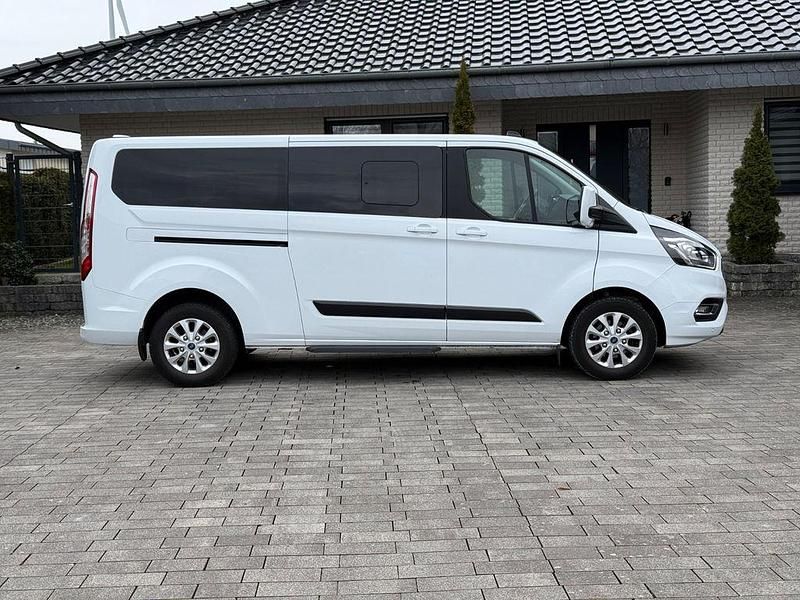 Gebraucht Ford Tourneo 131 PS (96 kW) 2020 Weiß Kombi