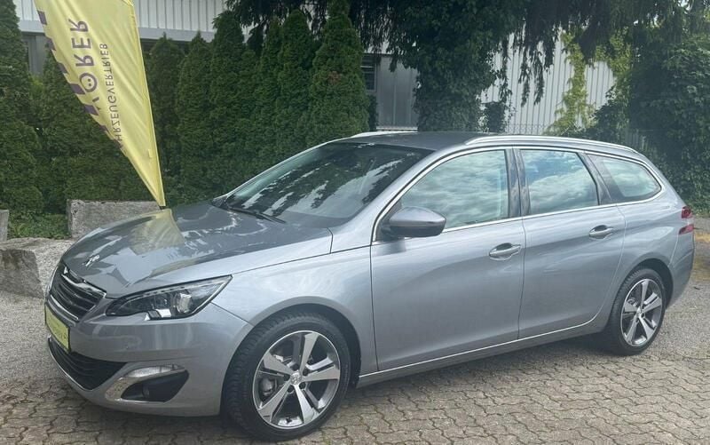 Grau Gebraucht 2016 Peugeot 308 Allure Kombi | 14.450 € (Fairer Preis) - Bild 1/4