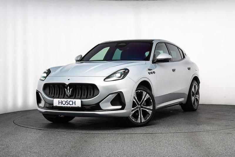 Silber Gebraucht 2025 Maserati Grecale Folgore SUV | 78.990 € (Fairer Preis) - Bild 1/4