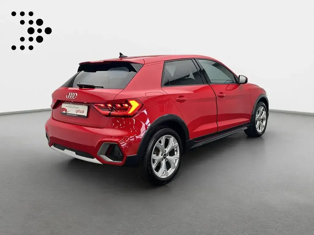 Gebraucht Audi A1 S-Line 150 PS (110 kW) 2025 Progressivrot metallic SUV