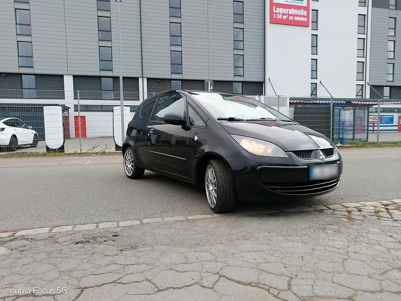 Gebraucht Mitsubishi Colt Top 95 PS (69 kW) 2008 Schwarz Kleinwagen