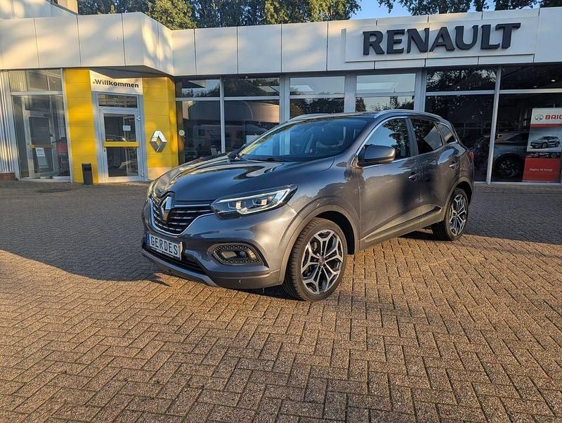 Blau Gebraucht 2019 Renault Kadjar Intens SUV | 15.950 € (Fairer Preis) - Bild 1/4