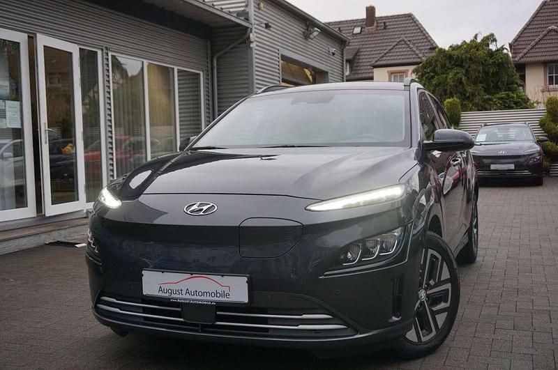 Grau Gebraucht 2023 Hyundai Kona SUV | 19.270 € (Fairer Preis) - Bild 1/3