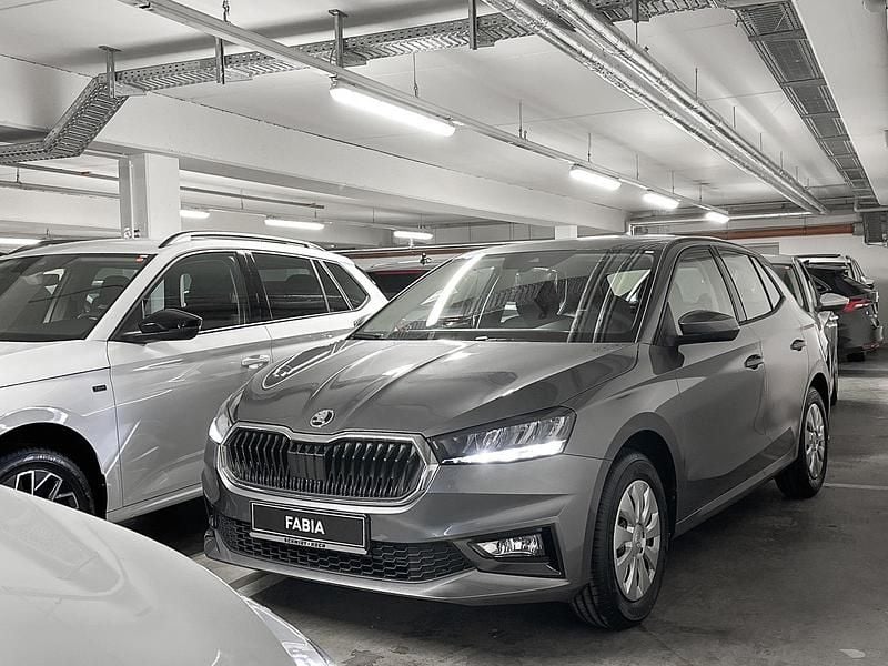 Neu Skoda Fabia Essence 2026 Graphite grau (grau) Kleinwagen