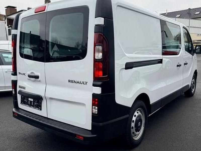 Gebraucht Renault Trafic Komfort 120 PS (88 kW) 2019 Weiss Van / Kleinbus