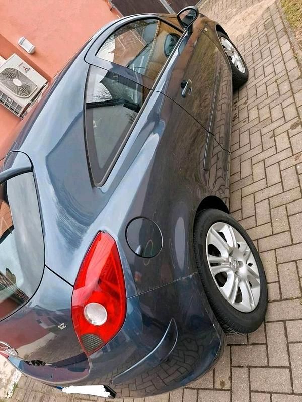 Second-hand Opel Corsa 80 CP (58 kW) 2007 Albastru Hatchback