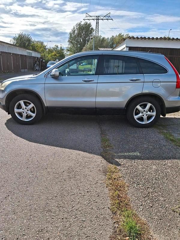 Silber Gebraucht 2008 Honda CR-V SUV | 6.500 € (Etwas zu teuer) - Bild 1/4