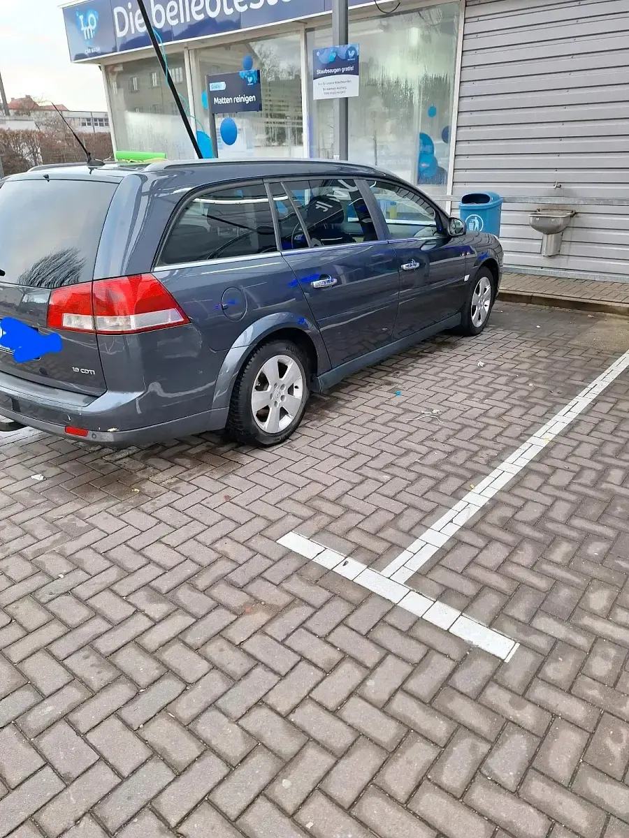 Gebraucht Opel Vectra 120 PS (88 kW) 2008 Andere farben Kombi