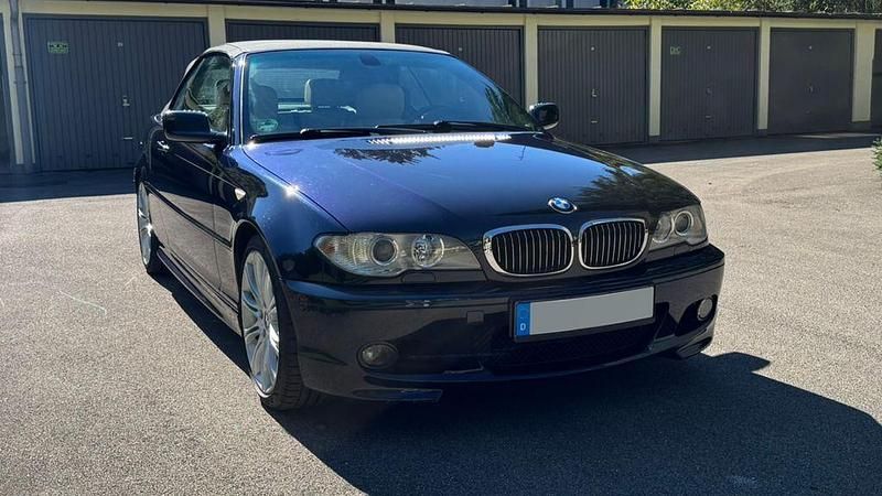Blau Gebraucht 2004 BMW 330 Cabriolet M Sport Cabrio | 8.600 € (Superpreis) - Bild 1/4