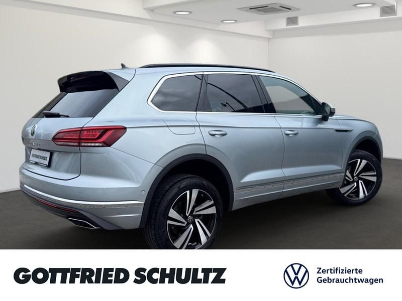 Gebraucht VW Touareg Atmosphere 231 PS (169 kW) 2023 Silber SUV