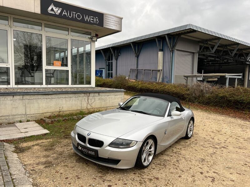 Silber Gebraucht 2007 BMW Z4 Sport Line Cabrio | 9.980 € (Guter Preis) - Bild 1/4