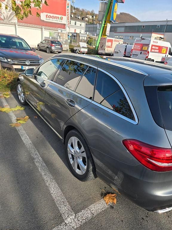Gebraucht Mercedes C200 184 PS (135 kW) 2018 Grau Limousine