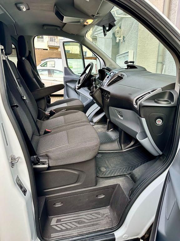 Gebraucht Ford Transit Custom 105 PS (77 kW) 2018 Weiß Van / Kleinbus